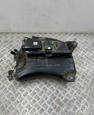 Skoda Octavia Mk3 (5E) AdBlue liquid reservoir 5Q0131877F 5Q0131969E 341547068