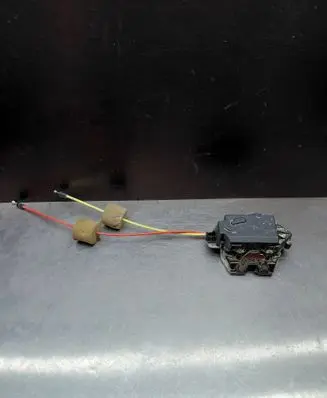 Mercedes-Benz E W211 Tailgate/trunk/boot lock/catch/latch A2117400036