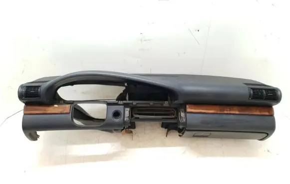 Audi 100 S4 C4 Dashboard