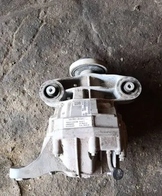 Dodge Challenger Rear differential P68159835ad