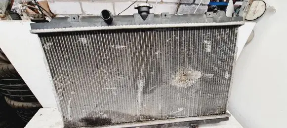 Nissan Almera N16 Coolant radiator