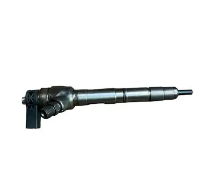 Skoda Rapid (NH) Fuel injector 0445110473 04L130277AD