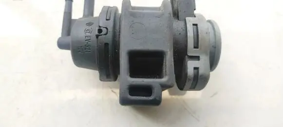 Renault Megane II Turbo solenoid valve 8200575400