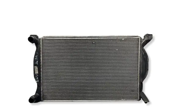 Audi A4 S4 B7 8E 8H Coolant radiator 8E0121251A