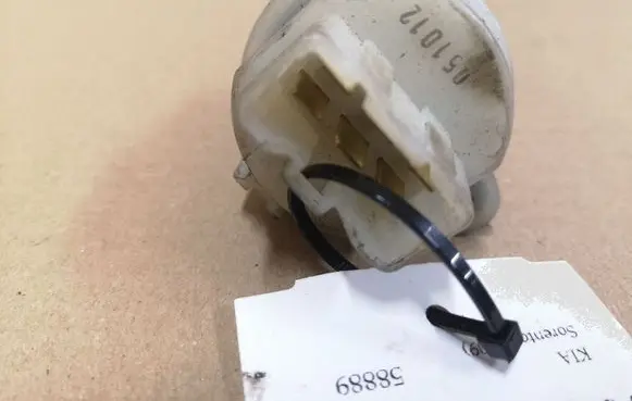 KIA Sorento Ignition lock contact