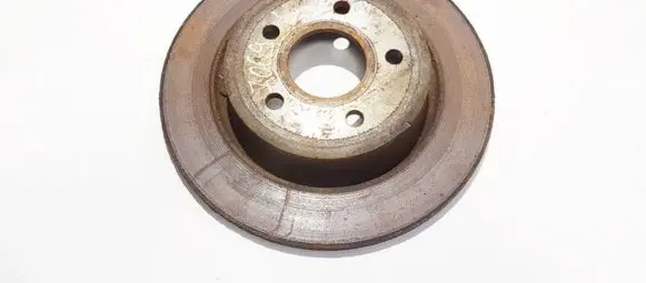 Volvo V50 Rear brake disc neventiliuojamas