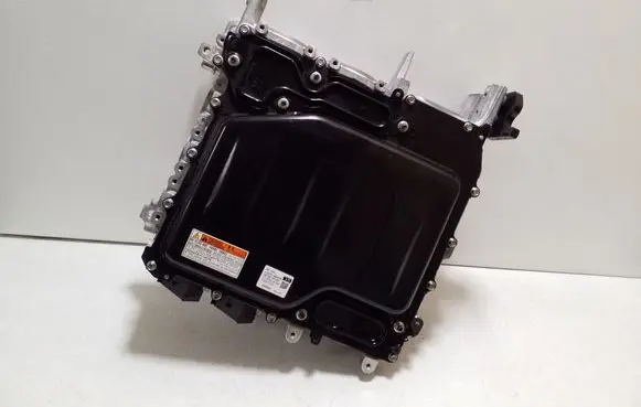 Toyota bZ4X Voltage converter inverter G973042120 2210000380