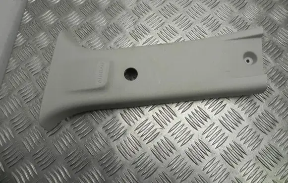 Dacia Duster (B) pillar trim (top) 769148939R Baldai3410