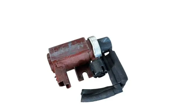 Volvo V50 Turbo solenoid valve 7283280