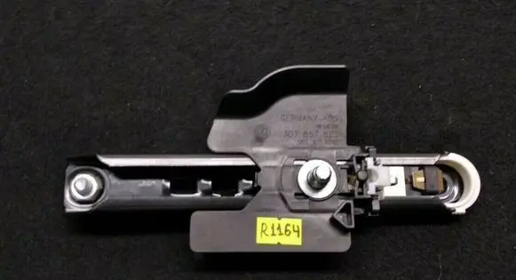 Volkswagen Phaeton Seat belt adjustment motor 3D7857820