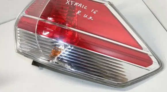 Nissan X-Trail T32 Rear/tail lights