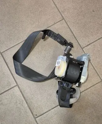 KIA Sportage Front seatbelt 88810-3U210