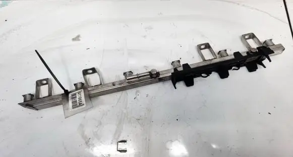 BMW 3 E90 E91 Fuel main line pipe 