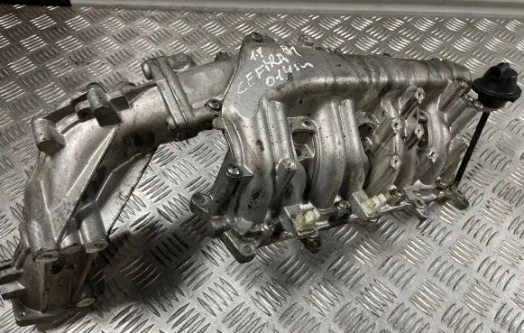 Opel Zafira B Intake manifold 8973858235 1414120067 70099716