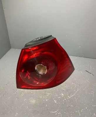 Volkswagen Golf V Rear/tail lights 1K6945096E 028490202A 00938731
