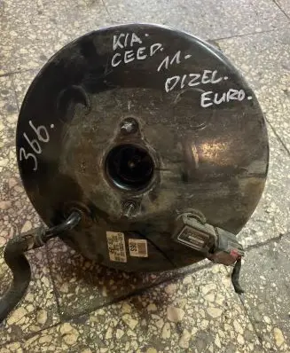 KIA Ceed Brake booster 585001H900 201108300913