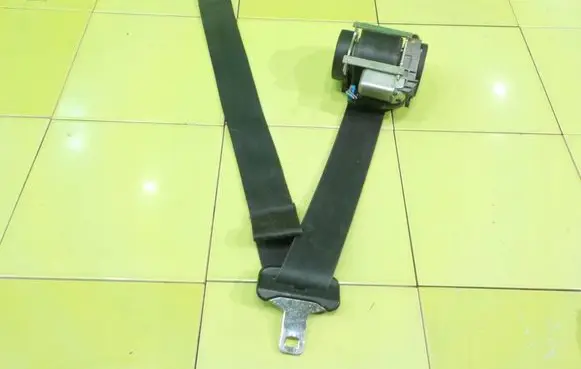 Renault Megane III Front seatbelt 6154423 BEZPIECZENSTWA
