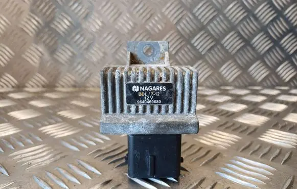 Peugeot 207 Glow plug pre-heat relay 9640469680