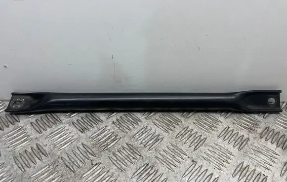 BMW 5 F10 F11 Radiator support slam panel bracket 7180318
