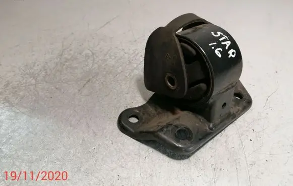 Mitsubishi Space Star Engine mount bracket 3318029