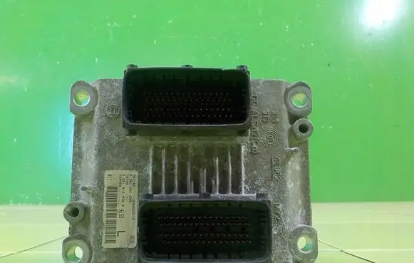 Fiat Bravo Engine control unit/module 0261201635