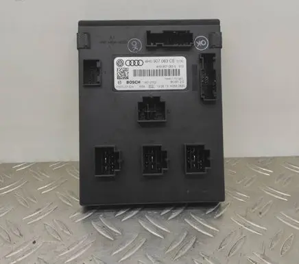 Audi A6 S6 C7 4G Comfort/convenience module 4H0907063CE 19012002 4H0907063E