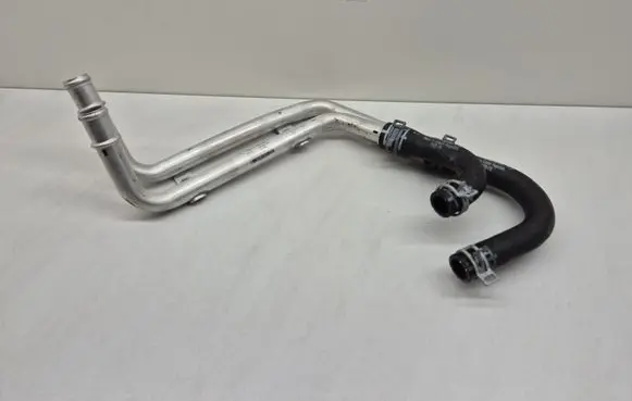 Porsche Cayenne (92A) Engine coolant pipe/hose 7P5815674 7P5819375 7P5819374