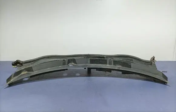 Mazda 6 Wiper trim GHP9507S1