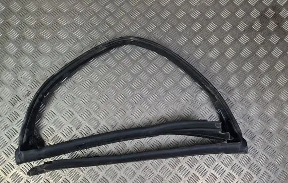 Mercedes-Benz SLC R172 Rubber seal front coupe door window A1727200078