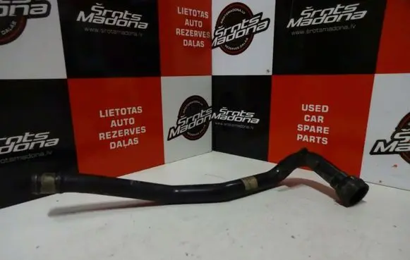 Audi A4 S4 B6 8E 8H Engine coolant pipe/hose 058133607D