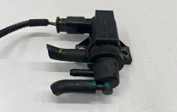 Ford Ranger IV Turbo solenoid valve FL3E9E882CA