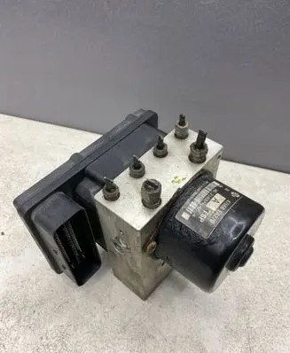 Nissan Pathfinder R51 ABS Pump 47660EA270 06210200554