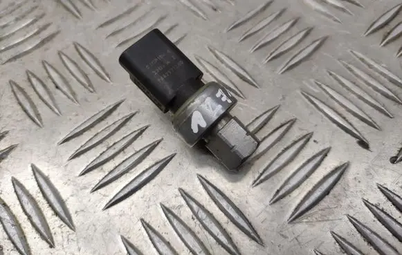 Air conditioning (A/C) pressure sensor