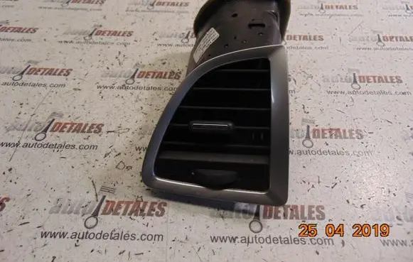 Opel Astra J Dashboard side air vent grill/cover trim 522040591