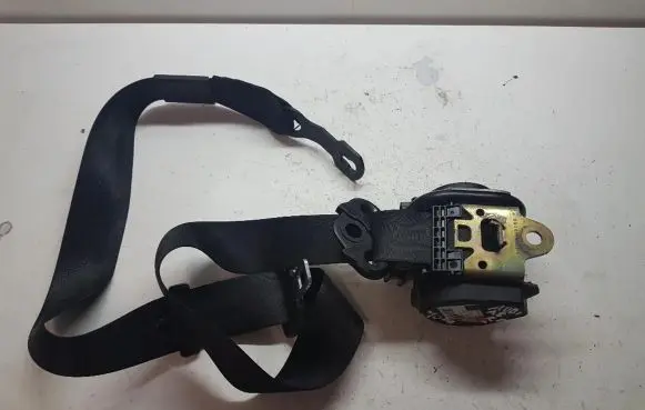 Audi A8 S8 D2 4D Front seatbelt A959