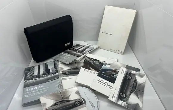Audi A6 S6 C7 4G Owners service history hand book 