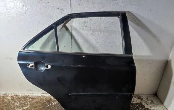 Toyota Camry Rear door