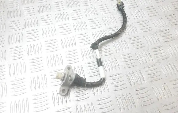 Volvo S60 Crankshaft position sensor 31441271