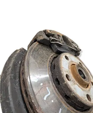 Volkswagen PASSAT B5.5 Front wheel hub spindle knuckle 8D0407258