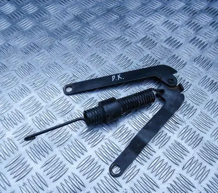 Mercedes-Benz SLC C107 Engine bonnet/hood hinges A1078800177