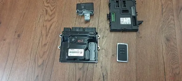 Renault Scenic IV - Grand scenic IV Engine ECU kit and lock set 0281035805
