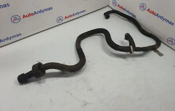 BMW 3 E90 E91 Fuel injector supply line/pipe 7800667 13537800667 8511812