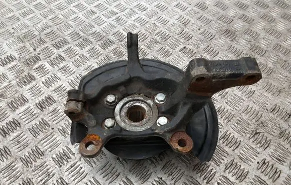 Nissan Juke I F15 Front wheel hub 40015IKKOH 40015