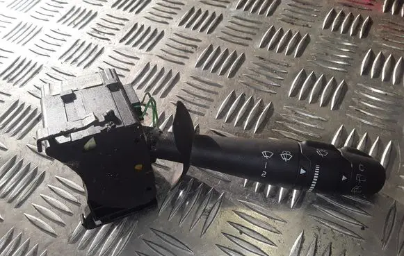 Renault Laguna II Wiper control stalk 8200012245