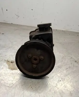 Mercedes-Benz Vito Viano W639 Power steering pump a0034667201