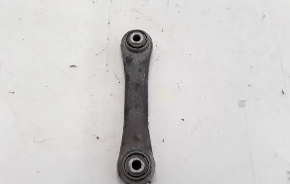 Volvo XC70 Rear control arm