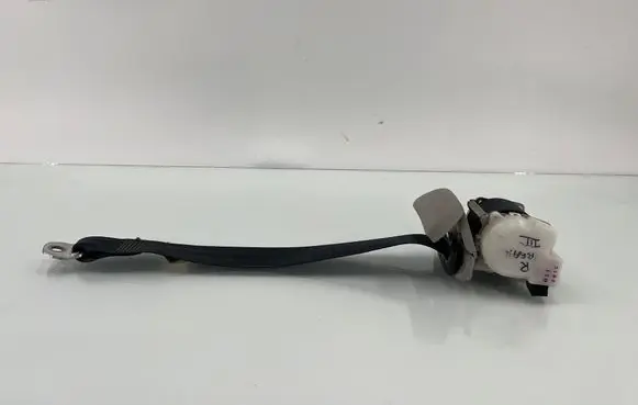 Toyota Corolla Verso AR10 Third row seat belt H073801 K509