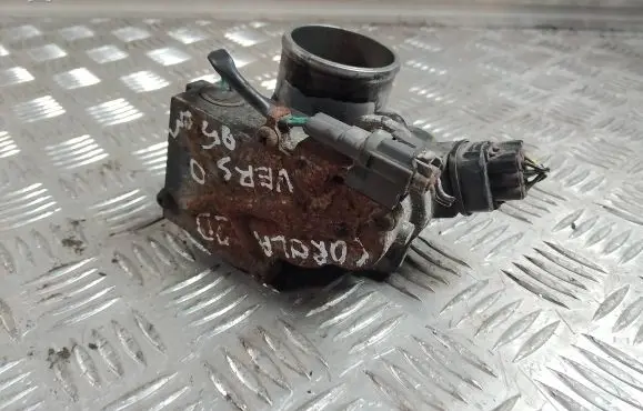 Toyota Corolla Verso E121 Throttle valve
