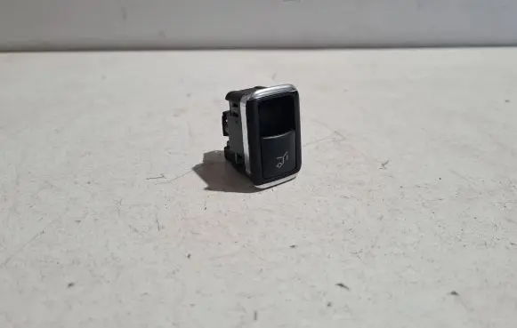 Mercedes-Benz GLE (W166 - C292) Tailgate opening switch A1668707610