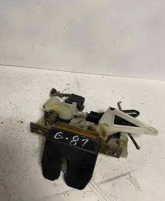 Volvo V70 Tailgate/trunk/boot lock/catch/latch 30716331 01043346C03